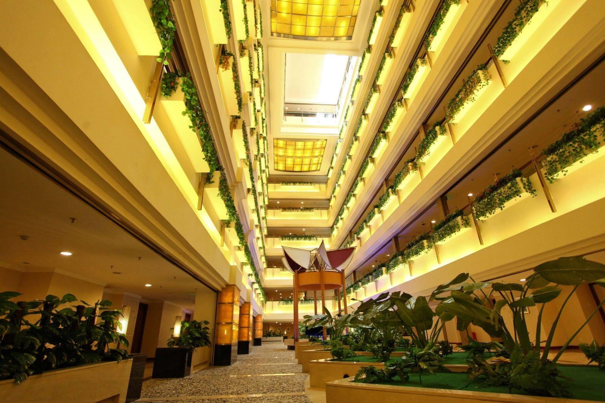 Shenzhen Dongmen Metropark Suites Hotel Kültér fotó